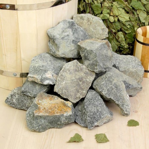 Камень Габбро-диабаз для бани колотый коробка 20 кг 70-120 мм